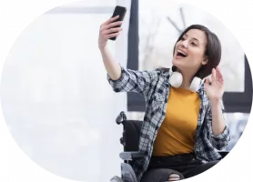 Eine Frau schiesst ein Selfie